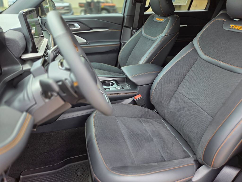 New 2026 Ford Explorer Tremor w/ Tremor Ultimate Package AWD/4WD image 18