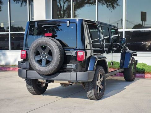 Certified 2015 Jeep Wrangler Unlimited Sahara image 7