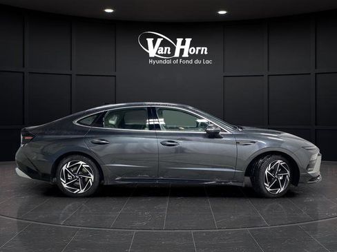 New 2026 Hyundai Sonata SEL image 2