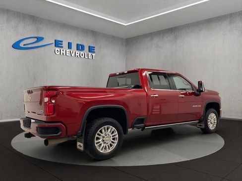 Used 2022 Chevrolet Silverado 2500 High Country w/ Safety Package II image 4