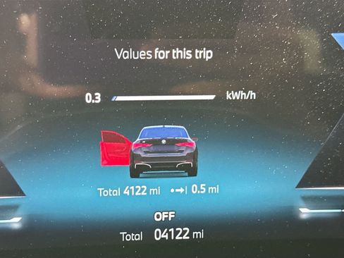 Used 2025 BMW i4 eDrive40 w/ Parking Assistance Package image 13