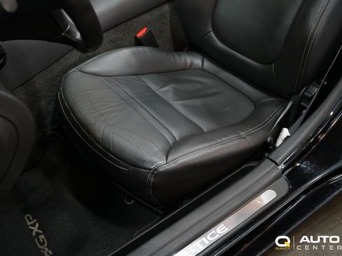 Used 2008 Pontiac Solstice GXP RWD image 16