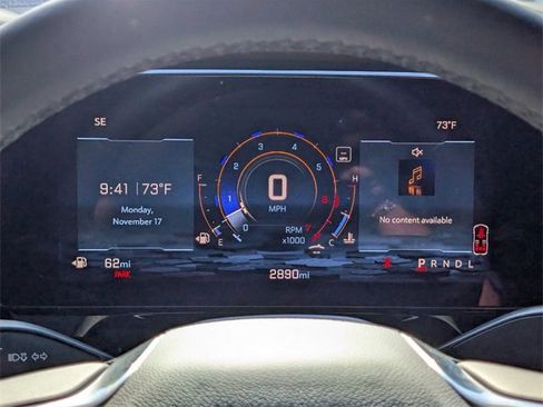 Used 2025 Chevrolet Suburban High Country image 21