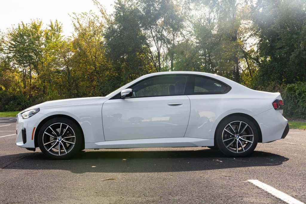 Used 2023 BMW 230i xDrive Coupe w/ Convenience Package AWD/4WD image 3