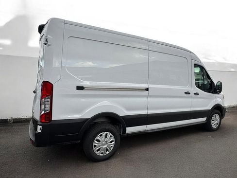 Used 2023 Ford E-Transit Medium Roof RWD image 5
