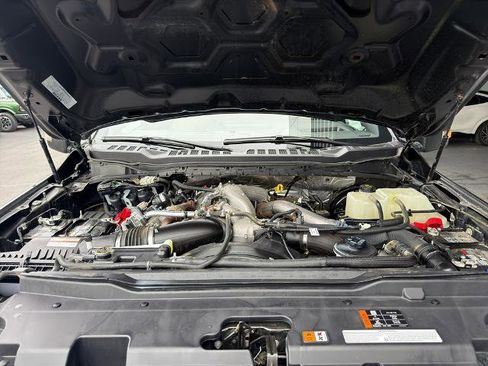 Certified 2024 Ford F250 Lariat w/ Lariat Ultimate Package image 5