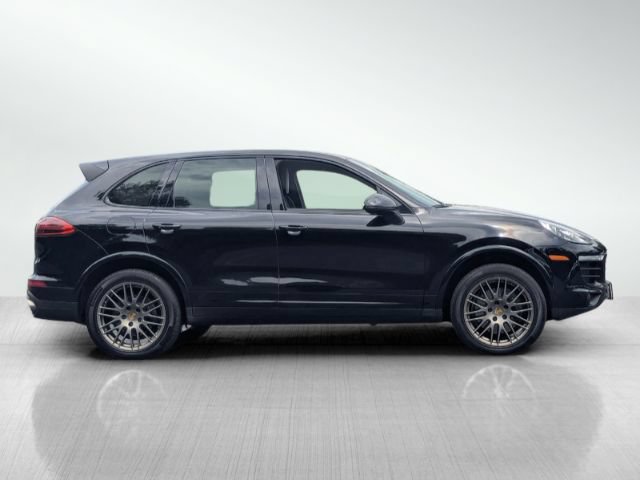 Used 2018 Porsche Cayenne Platinum Edition AWD/4WD image 3