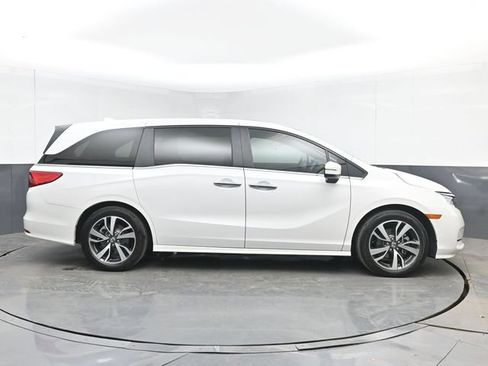 Used 2024 Honda Odyssey Touring image 11