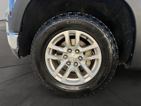 Used 2019 Chevrolet Silverado 1500 LT AWD/4WD image 9