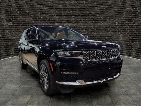 Used 2024 Jeep Grand Cherokee L Summit AWD/4WD image 1