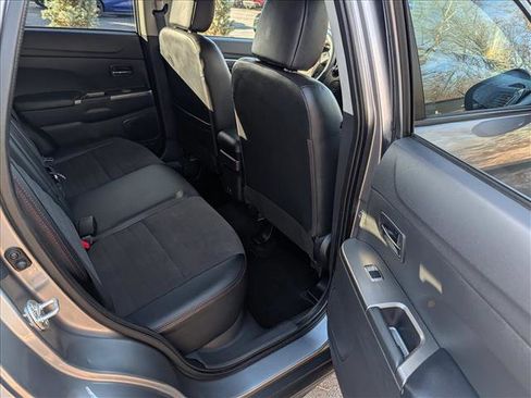 Used 2024 Mitsubishi Outlander Sport SE image 14