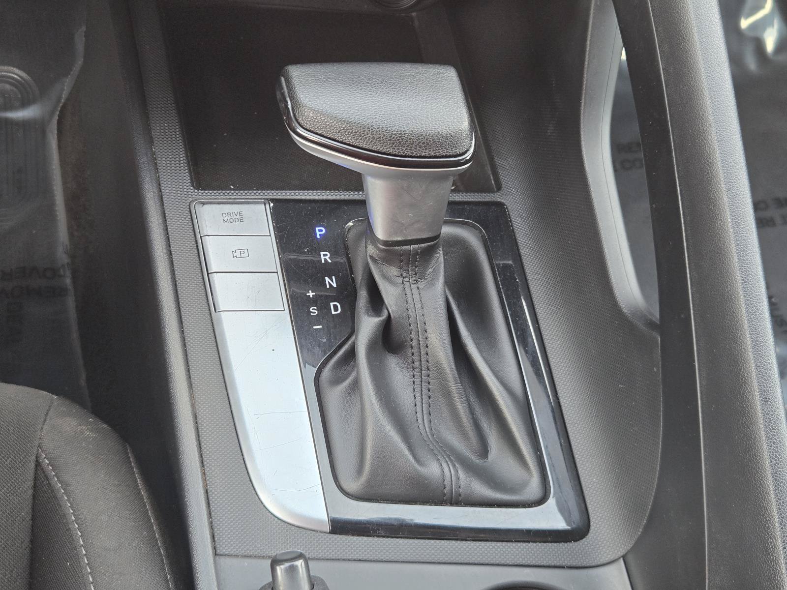 Used 2022 Hyundai Elantra SEL FWD image 13