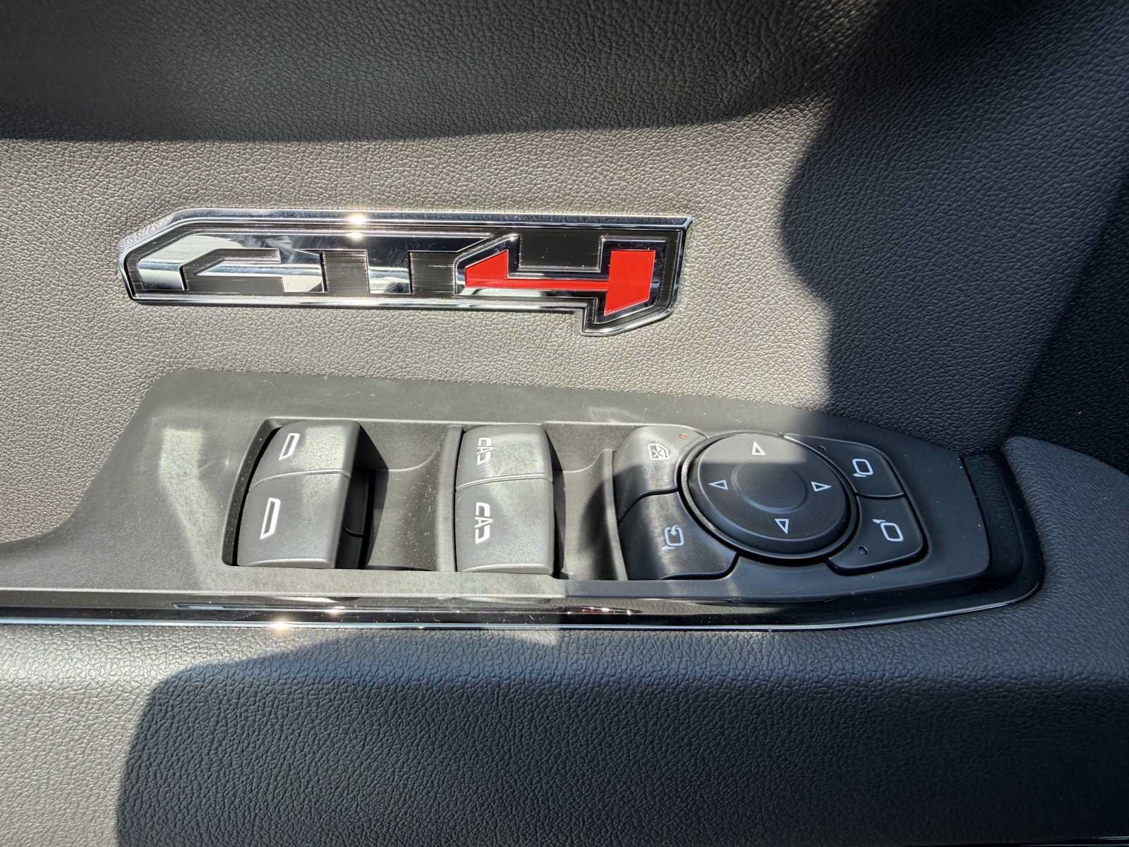 New 2026 GMC Sierra 1500 AT4 w/ AT4 Premium Package AWD/4WD image 6