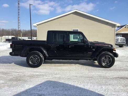 Used 2021 Jeep Gladiator Rubicon image 2