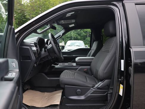 Used 2022 Ford F150 XL w/ STX Black Appearance Package AWD/4WD image 13