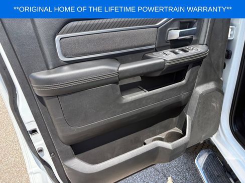 New 2026 RAM 3500 Big Horn AWD/4WD image 9