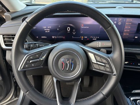 Certified 2025 Buick Envision Preferred AWD/4WD image 24