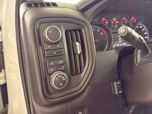 Used 2025 Chevrolet Silverado 2500 W/T w/ WT Convenience Package AWD/4WD image 19
