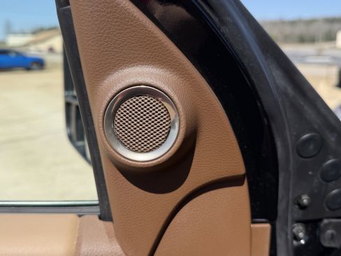 Used 2024 RAM 3500 Limited w/ Safety Group image 21