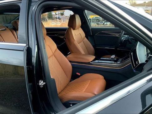 Certified 2022 Audi S8 image 7