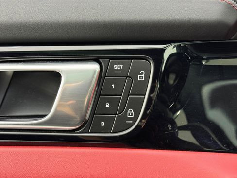 Used 2023 Porsche Panamera Platinum Edition w/ Smoking Package image 18