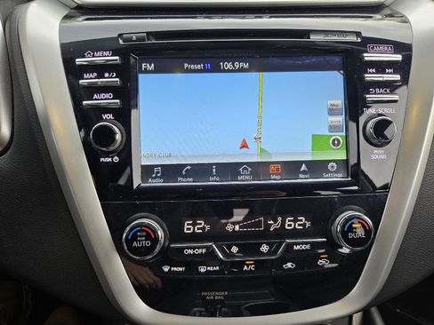 Used 2015 Nissan Murano SL w/ SL Technology Package FWD image 19