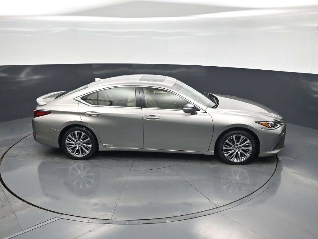 Used 2019 Lexus ES 300h w/ Premium Package FWD image 53