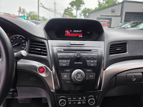 Used 2016 Acura ILX FWD image 16