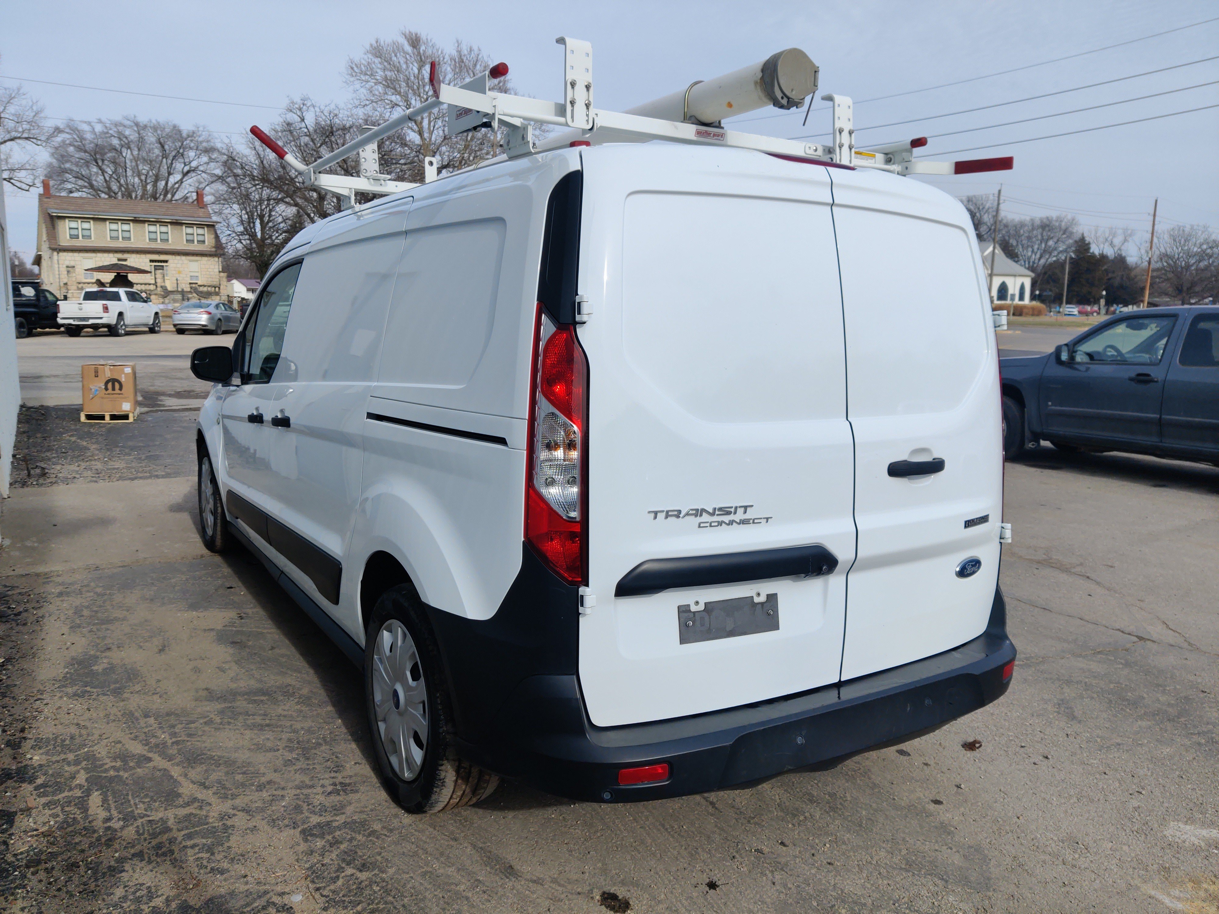 Used 2022 Ford Transit Connect XL FWD image 11