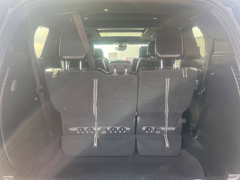 Used 2025 Chrysler Pacifica Limited image 24