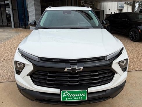 New 2026 Chevrolet TrailBlazer LT FWD image 3