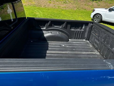 Used 2019 Ford F150 XLT w/ Equipment Group 302A Luxury AWD/4WD image 12