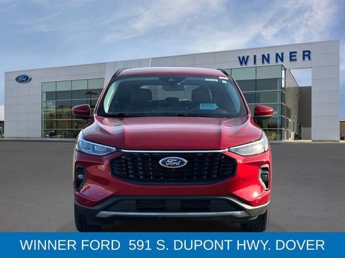 Certified 2024 Ford Escape Platinum w/ Premium Technology Package image 7