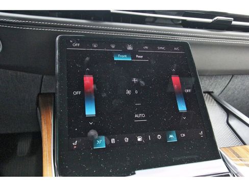 New 2026 Cadillac Escalade ESV Platinum Sport w/ LPO, Floor Liner Package image 20