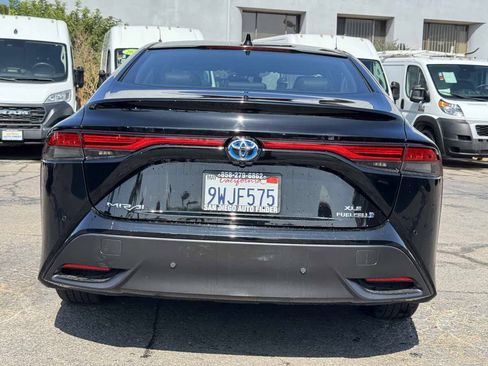 Used 2021 Toyota Mirai w/ Advanced Technology Package RWD image 11
