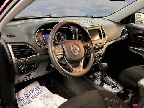 Used 2021 Jeep Cherokee Latitude image 17