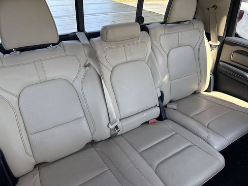 Used 2020 RAM 1500 Limited AWD/4WD image 9