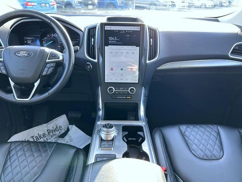 Used 2024 Ford Edge Titanium image 13