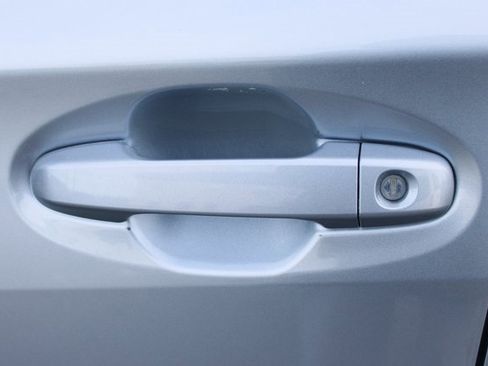 Used 2018 Subaru Impreza 2.0i image 9