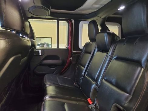 Used 2021 Jeep Wrangler Unlimited Rubicon w/ Dual Top Group image 30