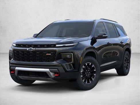 Used 2026 Chevrolet Traverse Z71 image 6