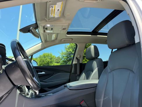 Used 2020 Buick Envision Essence w/ Experience Buick Package AWD/4WD image 23