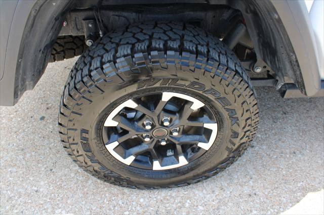 Used 2026 Jeep Gladiator Rubicon AWD/4WD image 14