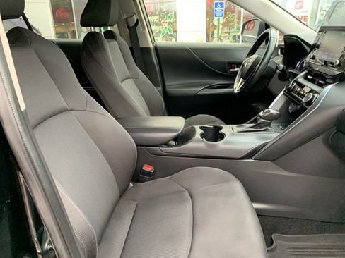 Certified 2021 Toyota Venza XLE w/ Softex Package image 35