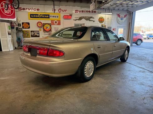 Used 2000 Buick Century Custom w/ 2000 Special Edition Pkg image 5