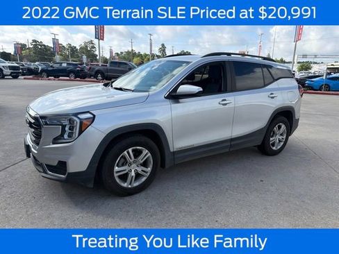 Used 2022 GMC Terrain SLE w/ Driver Convenience Package FWD image 1
