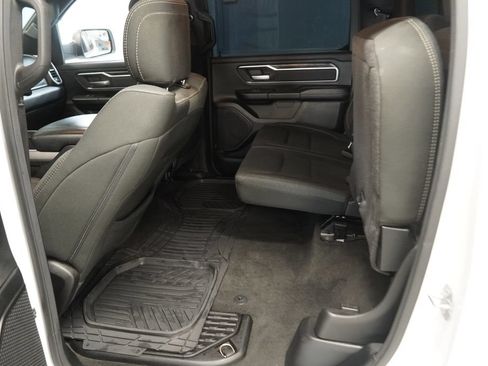 Used 2020 RAM 1500 Big Horn AWD/4WD image 18