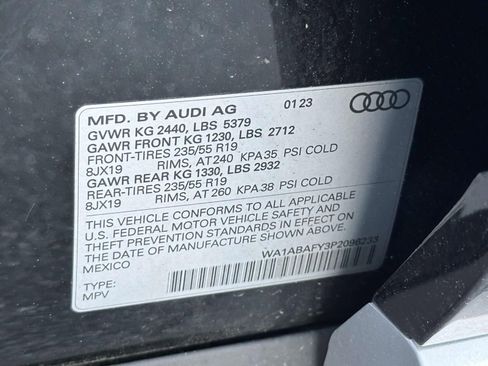 Used 2023 Audi Q5 2.0T Premium w/ Convenience Package AWD/4WD image 10