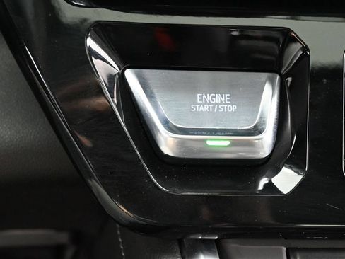 Used 2023 GMC Sierra 1500 Denali AWD/4WD image 33