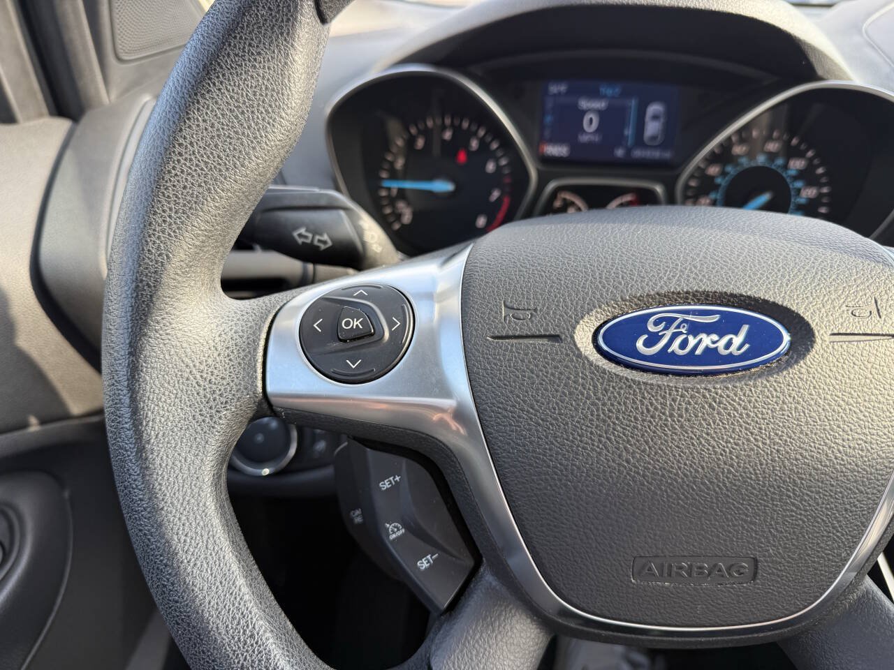 Used 2015 Ford Escape SE AWD/4WD image 15